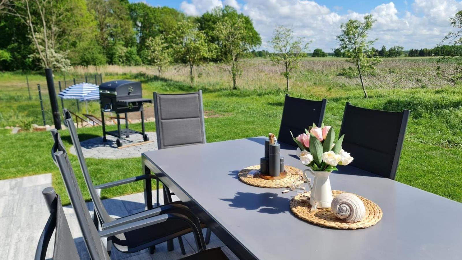 Haus Springborn Ferienoase Zwischen Strand, Feld Und Wald Biendorf Exterior foto