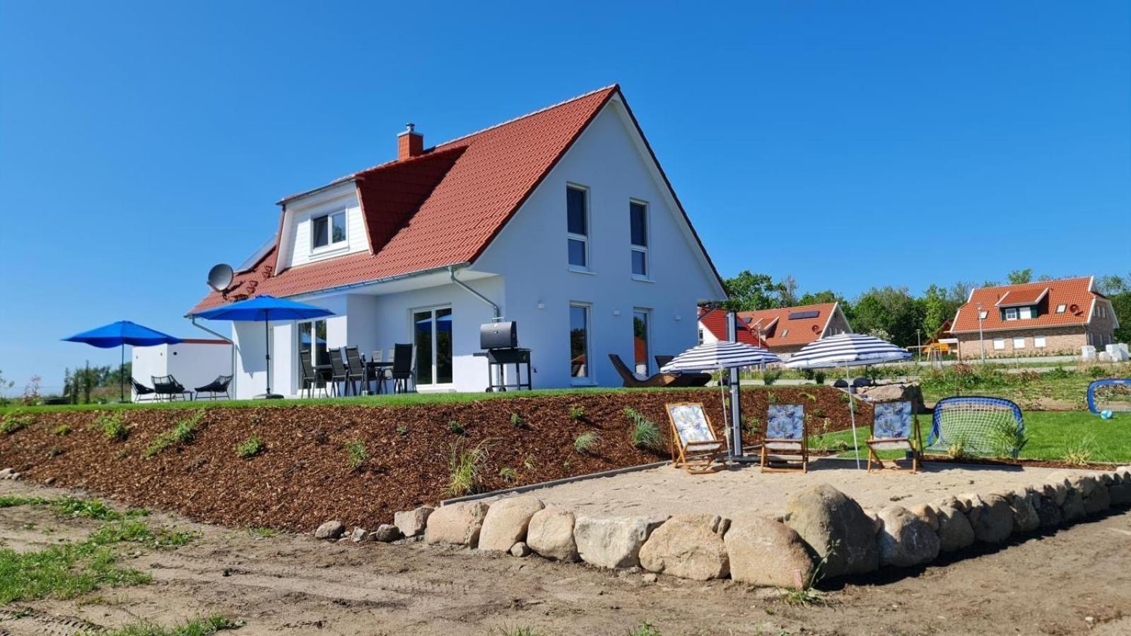 Haus Springborn Ferienoase Zwischen Strand, Feld Und Wald Biendorf Exterior foto